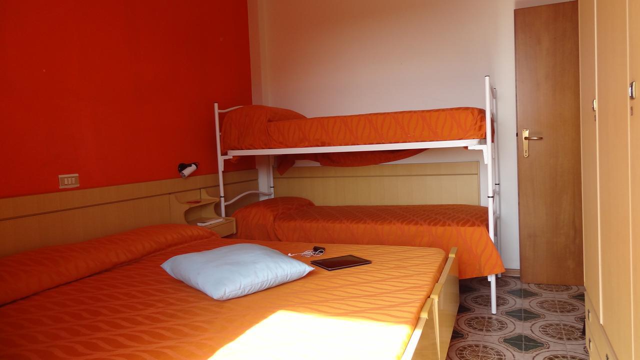 Residence Holiday Bellaria-Igea Marina Exterior foto